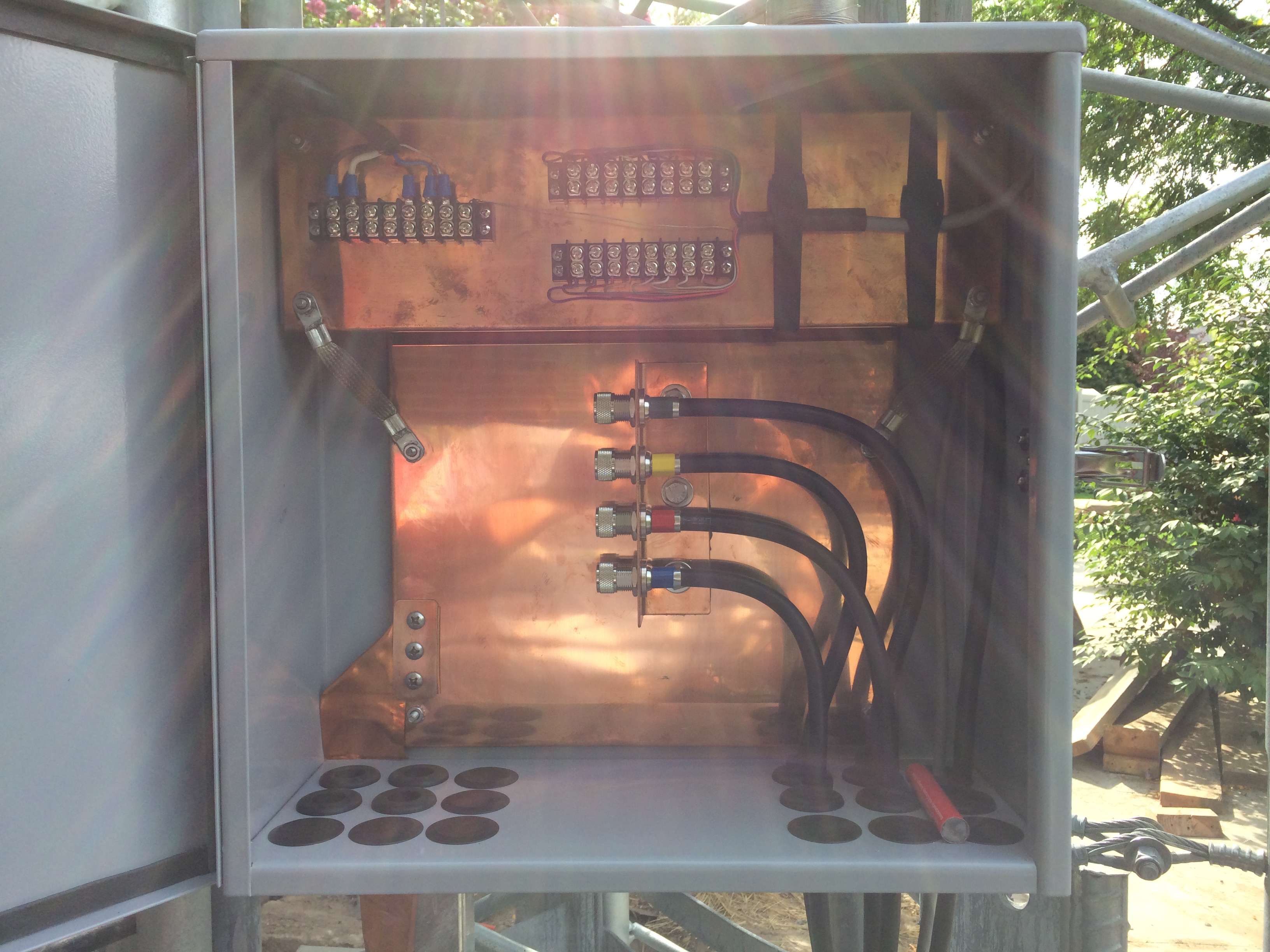 /downloads/NG7M/KF7P Metalwerks/Junction Box & Entry